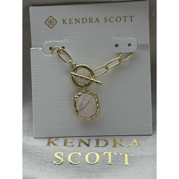 Kendra Scott Elisa Pendant Necklace in White Kyocera Opal  Kendra Scott white necklace